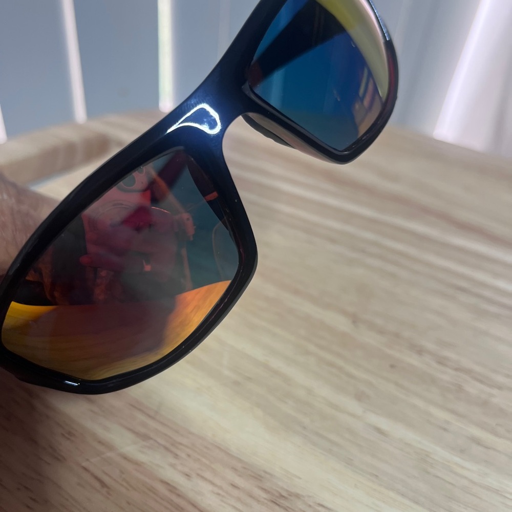 Polarized Sport Sunglasses with Yellow Mirror Lenses Comfort Design - Picture 5 of 10